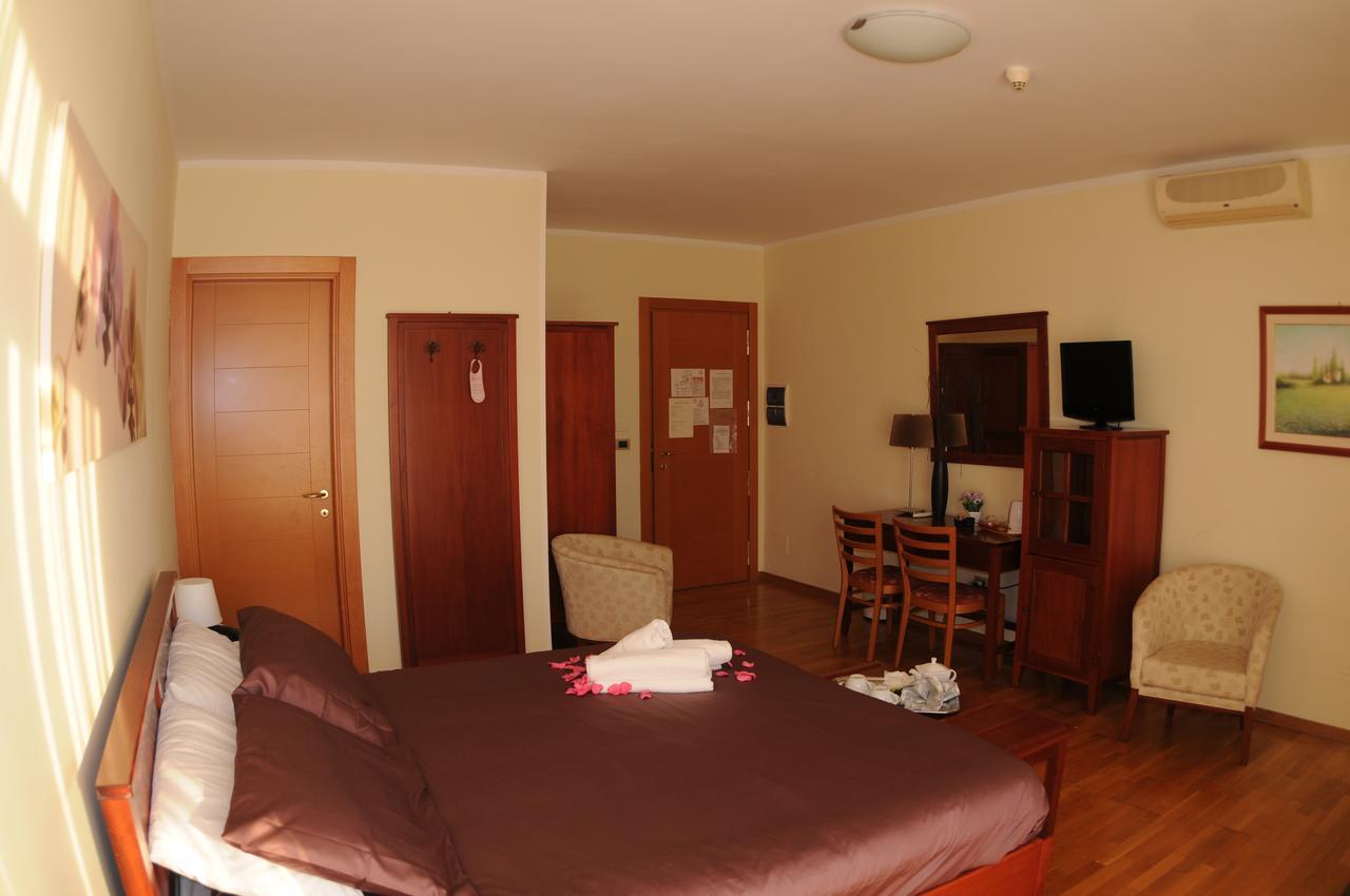 ברינדיזי Hotel Masseria Marziale מראה חיצוני תמונה